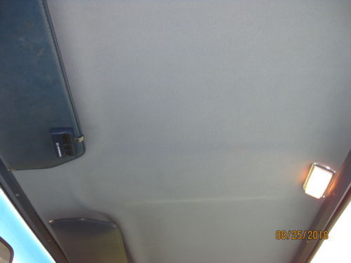 1987 White Chevrolet Silverado 1500