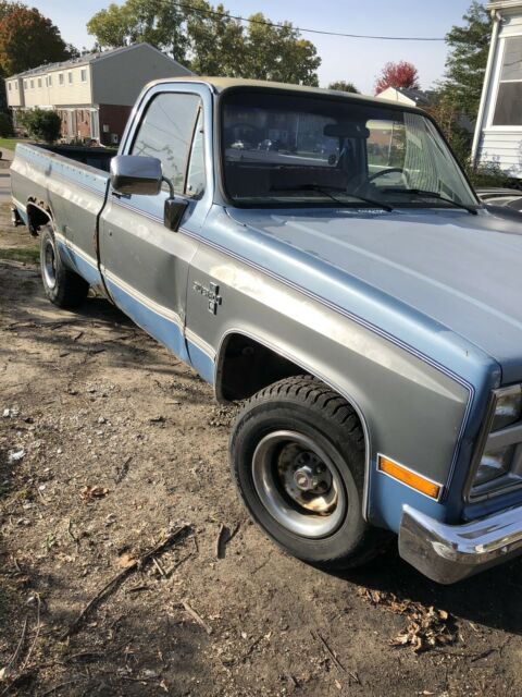 1987 White Chevrolet C/K Pickup 1500 Standard Cab Pickup