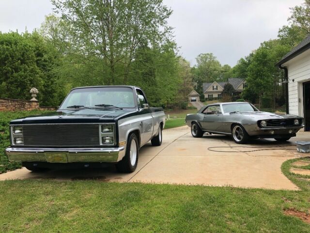 1987 Red Chevrolet C-10