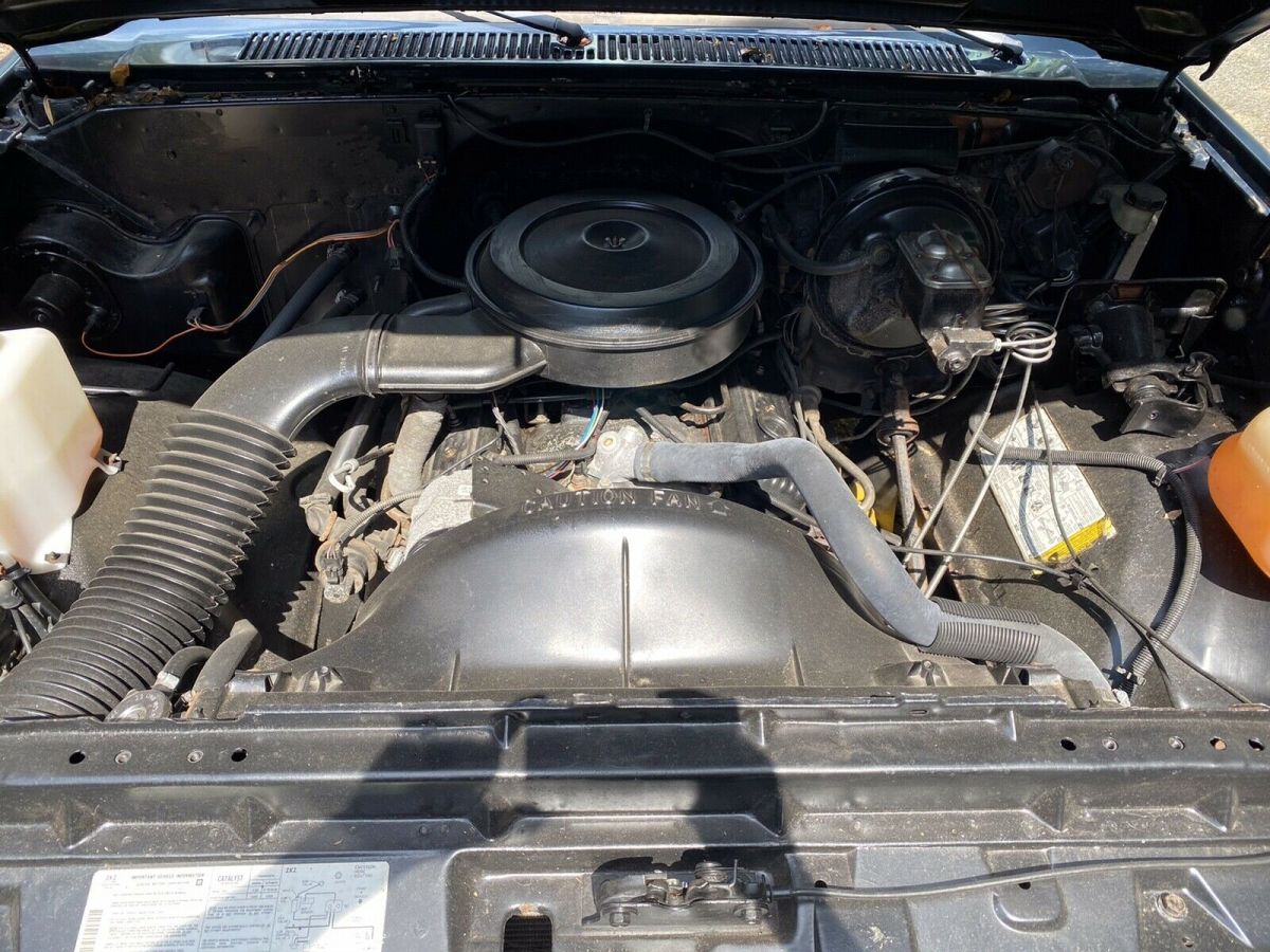 1987 Blue Chevrolet R20 Pickup