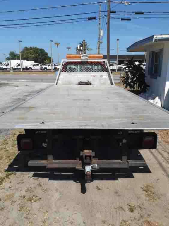 1987 Red Chevrolet R30