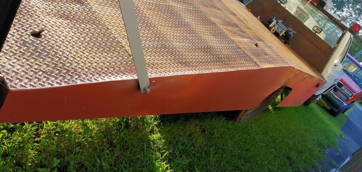 1987 White Chevrolet R30