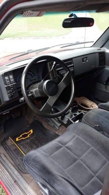 1987 Red Chevrolet S-10 Extended Cab Pickup