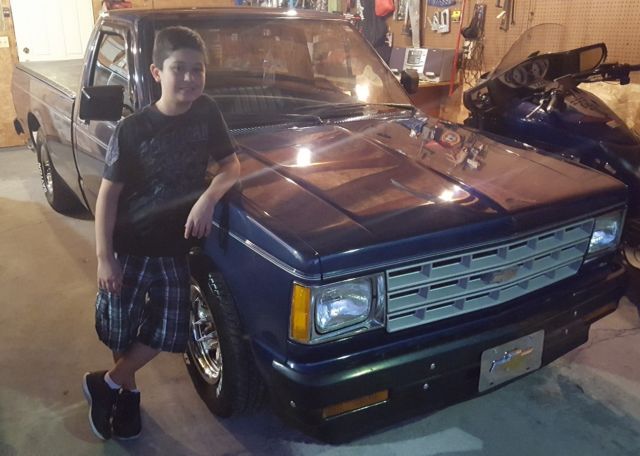 1987 Blue Chevrolet S-10 Standard Cab Pickup