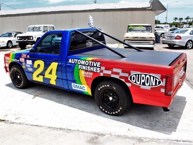 1987 Blue Chevrolet S-10 --