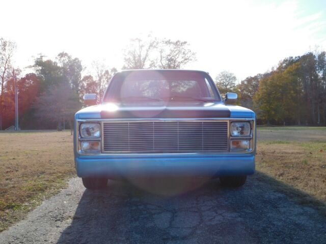 1987 Blue Chevrolet C-10 Short Box Fleet Side