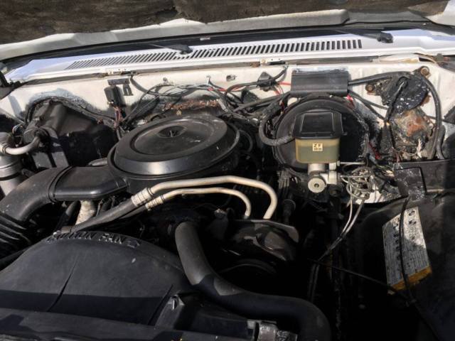 1987 White Chevrolet Silverado 1500 LWB PICKUP