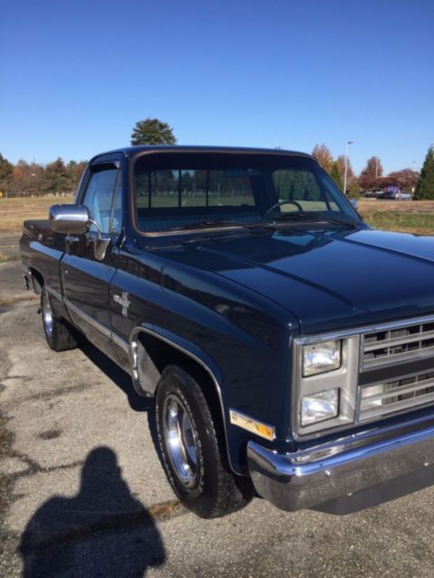 1987 Blue Chevrolet C-10 Standard Cab Pickup