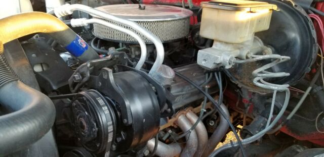 1987 Red Chevrolet C/K Pickup 1500