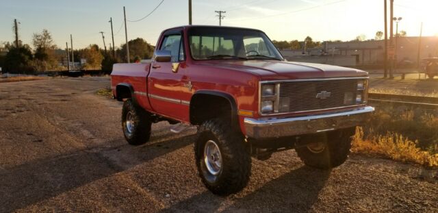 1987 Red Chevrolet C/K Pickup 1500
