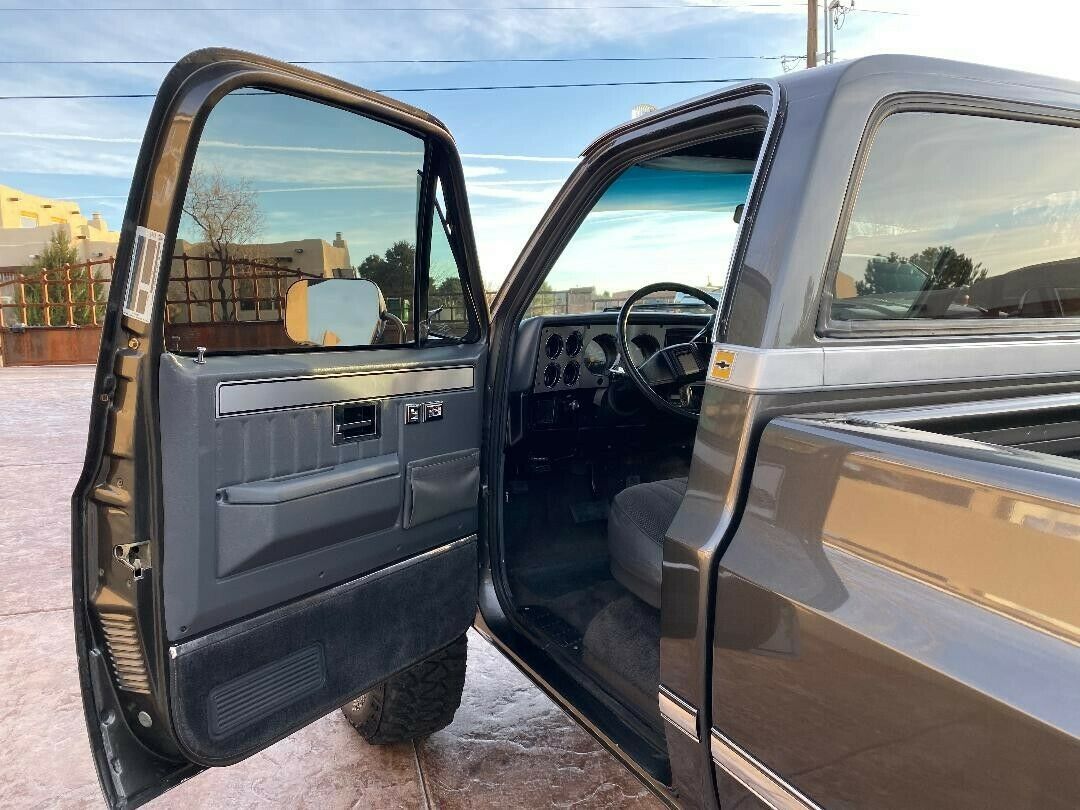 1987 Chevrolet Silverado 1500 Crew Cab Pickup