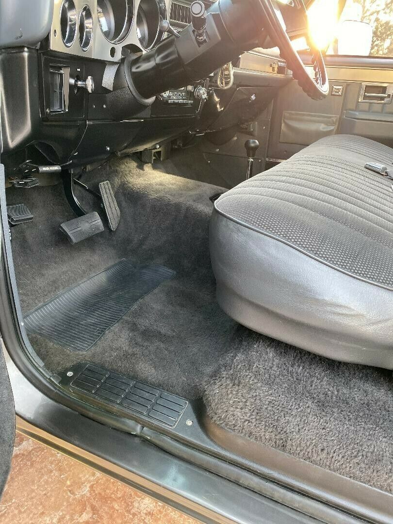 1987 Chevrolet Silverado 1500 Crew Cab Pickup