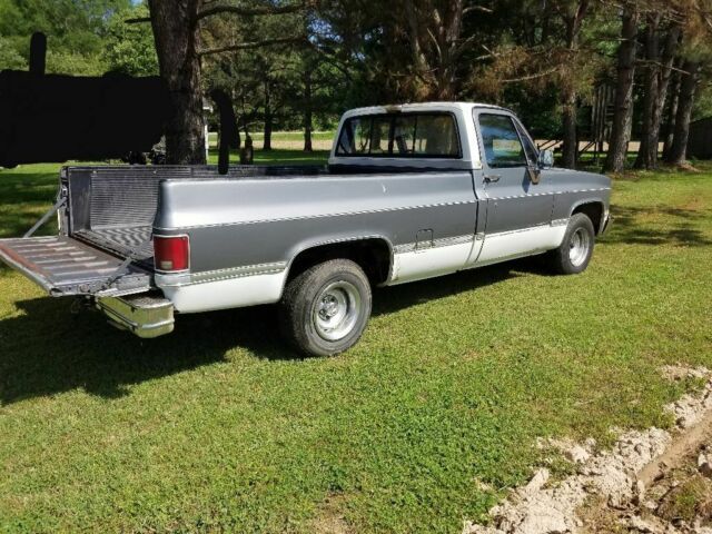 1987 Gray Chevrolet Silverado 1500 Long Wheel Base Fleetside