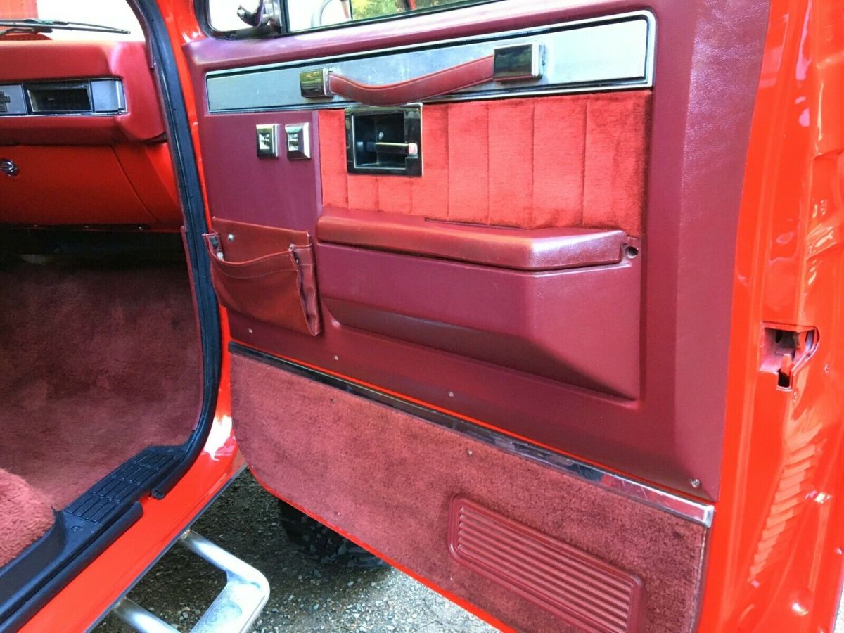 1987 Red Chevrolet Silverado 3500 Standard Cab Pickup