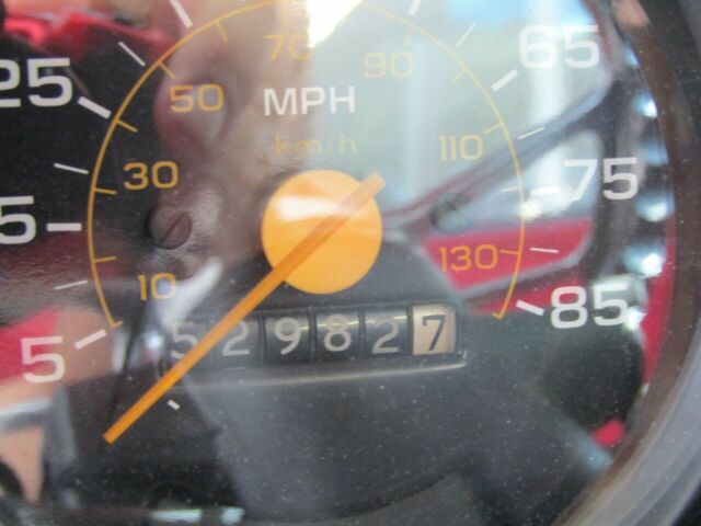 1987 Red Chevrolet Silverado 1500 --