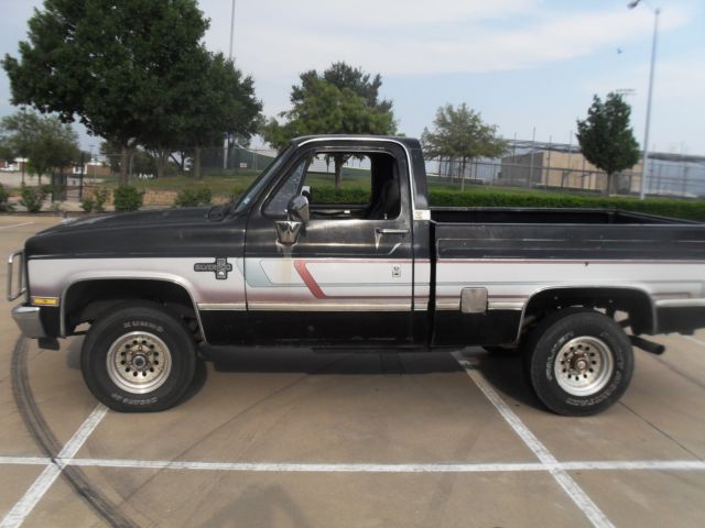 1987 Blue Chevrolet C-10 Pick Up