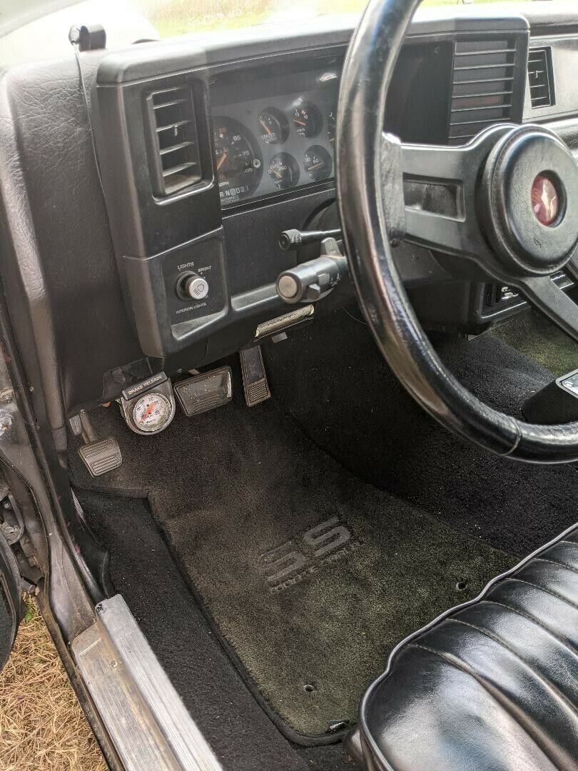 1987 Chevrolet Monte Carlo Coupe