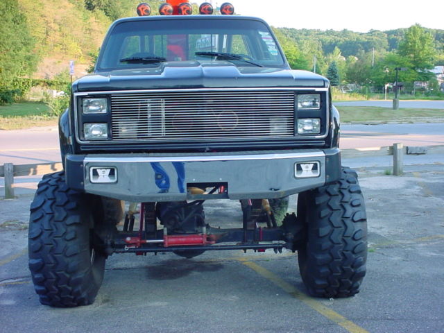 1987 Black Chevrolet Silverado 1500 Standard Cab Pickup