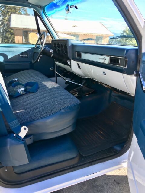 1987 White Chevrolet C/K Pickup 2500 Standard Cab Pickup