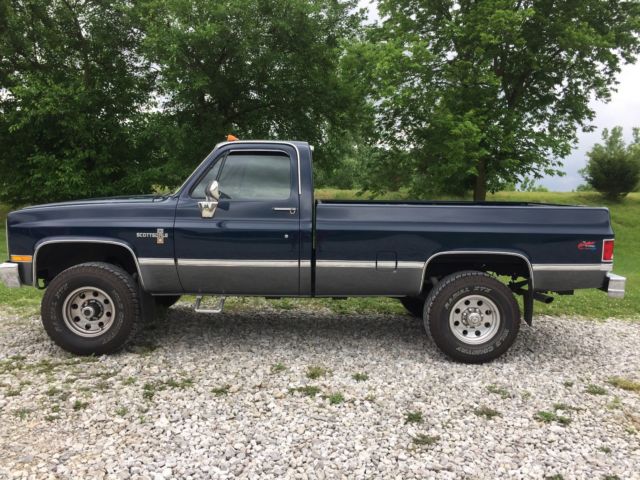 1987 Blue and gray Chevrolet Other Pickups Standard Cab Pickup