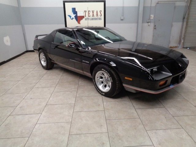 1987 Black Chevrolet Camaro