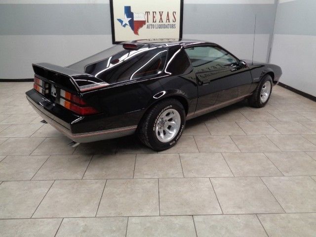 1987 Black Chevrolet Camaro