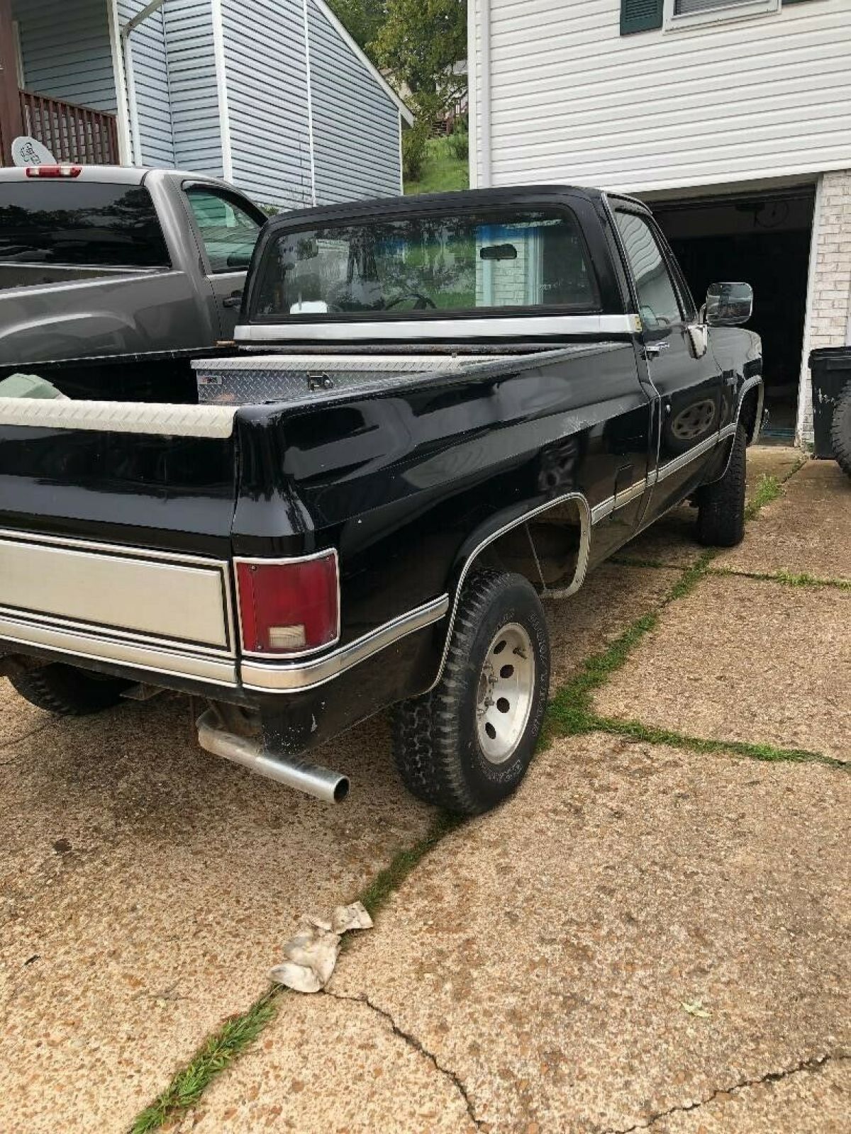 1987 Black Chevrolet Silverado 1500 Pickup (Truck)
