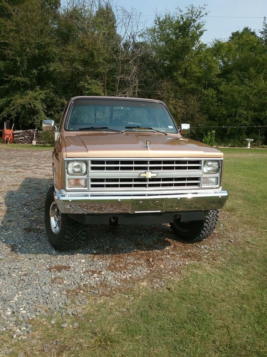 1987 Chevrolet V10 Pickup