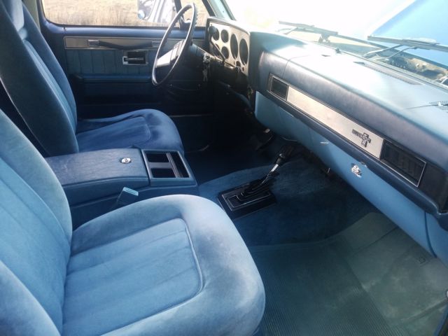 1987 Blue Chevrolet Blazer SUV