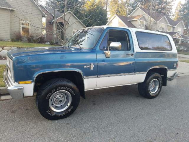 1987 Blue Chevrolet Blazer SUV