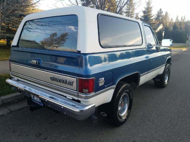 1987 Blue Chevrolet Blazer SUV