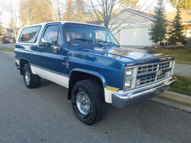 1987 Blue Chevrolet Blazer SUV