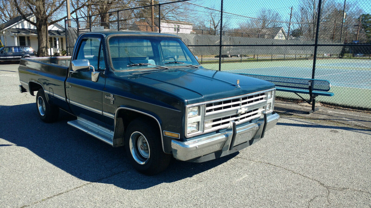 1987 Blue Chevrolet C-10 Standard Cab Pickup