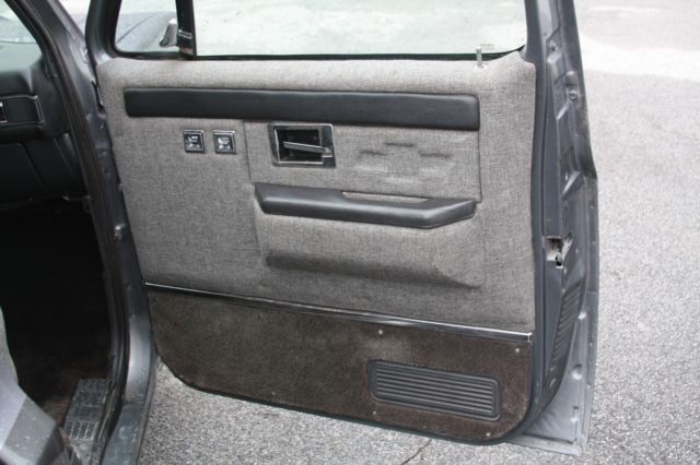 1987 Gray Chevrolet C-10 Standard Cab Pickup