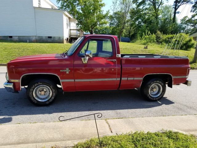1987 Red Chevrolet C-10 Coupe