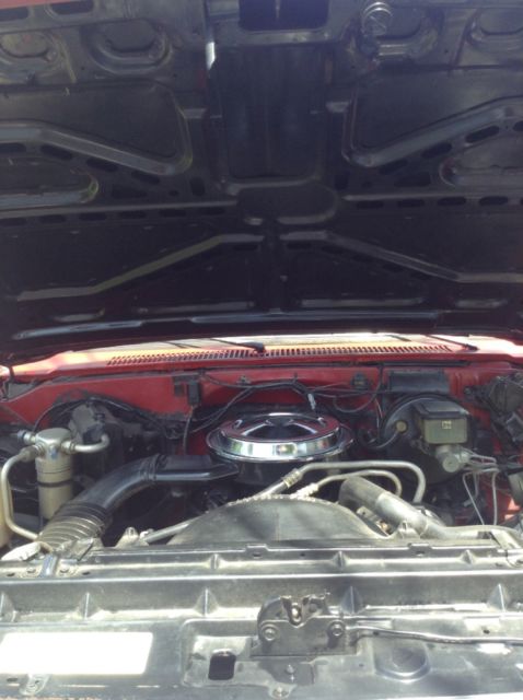 1987 Red Chevrolet C/K Pickup 1500 Standard Cab Pickup