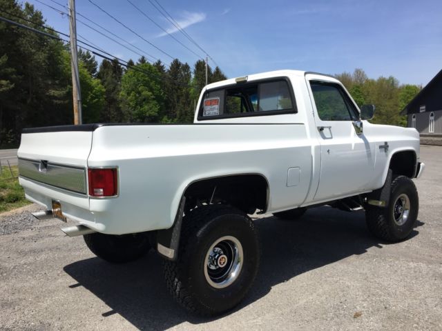 1987 White Chevrolet C-10