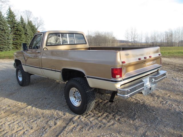 1987 Chevrolet C/K Pickup 3500 Standard Cab Pickup