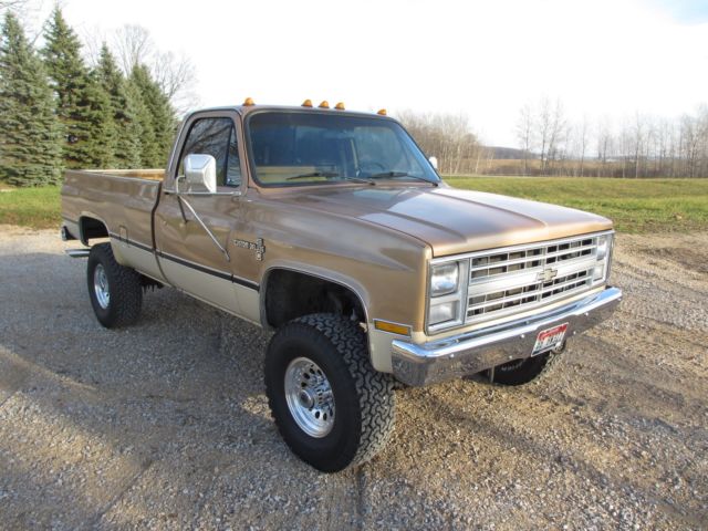 1987 Chevrolet C/K Pickup 3500 Standard Cab Pickup