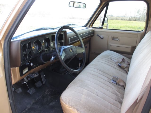1987 Chevrolet C/K Pickup 3500 Standard Cab Pickup