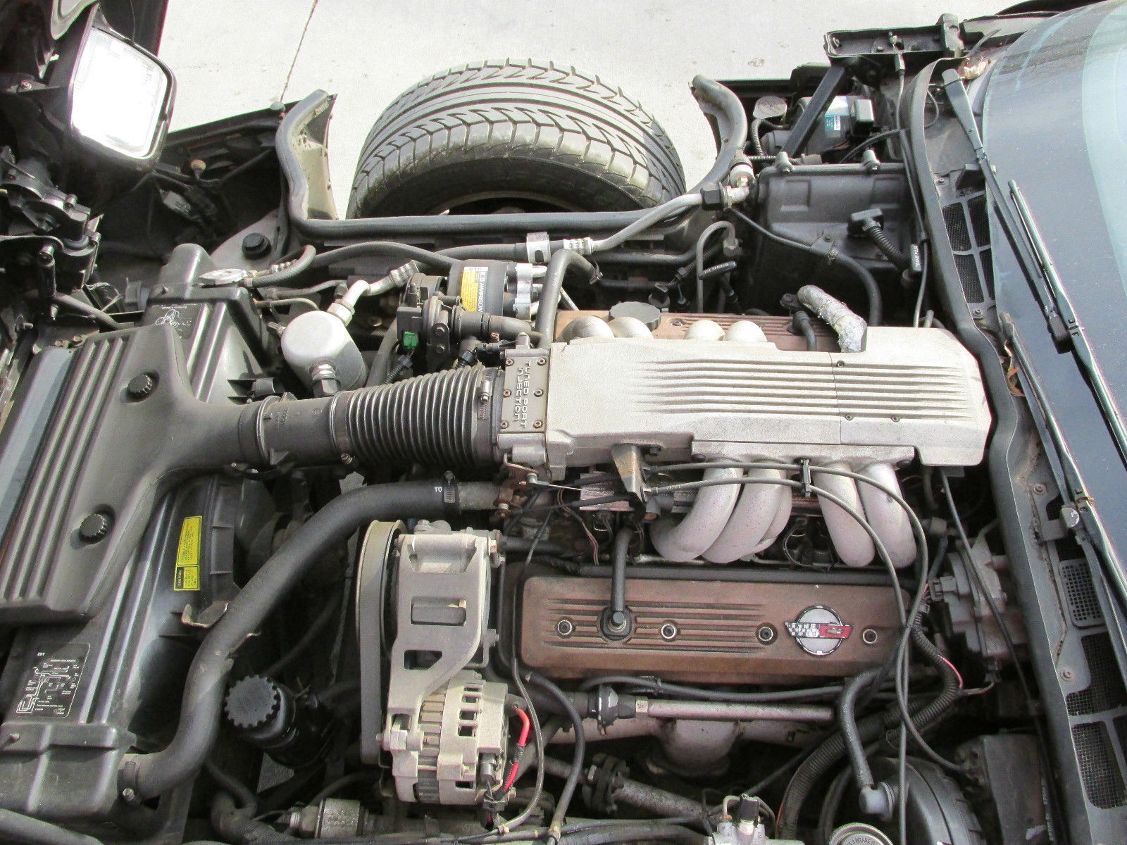 1987 Silver Chevrolet Corvette Coupe