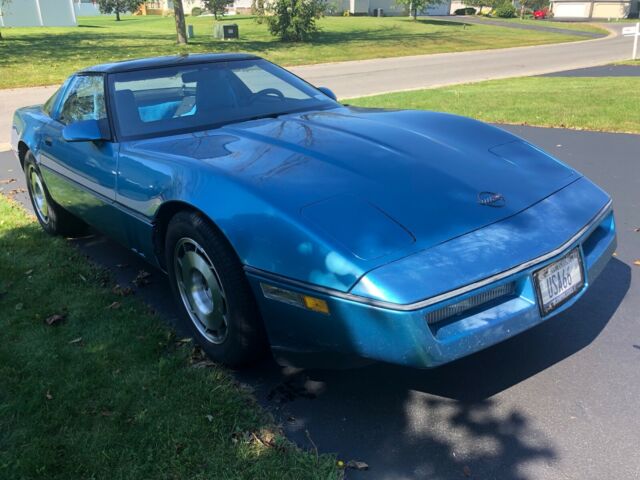 1987 Blue Chevrolet Corvette