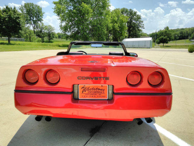 1987 Red Chevrolet Corvette Convertible