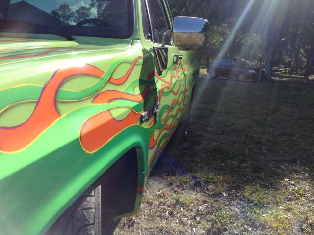 1987 Green Chevrolet Silverado 1500