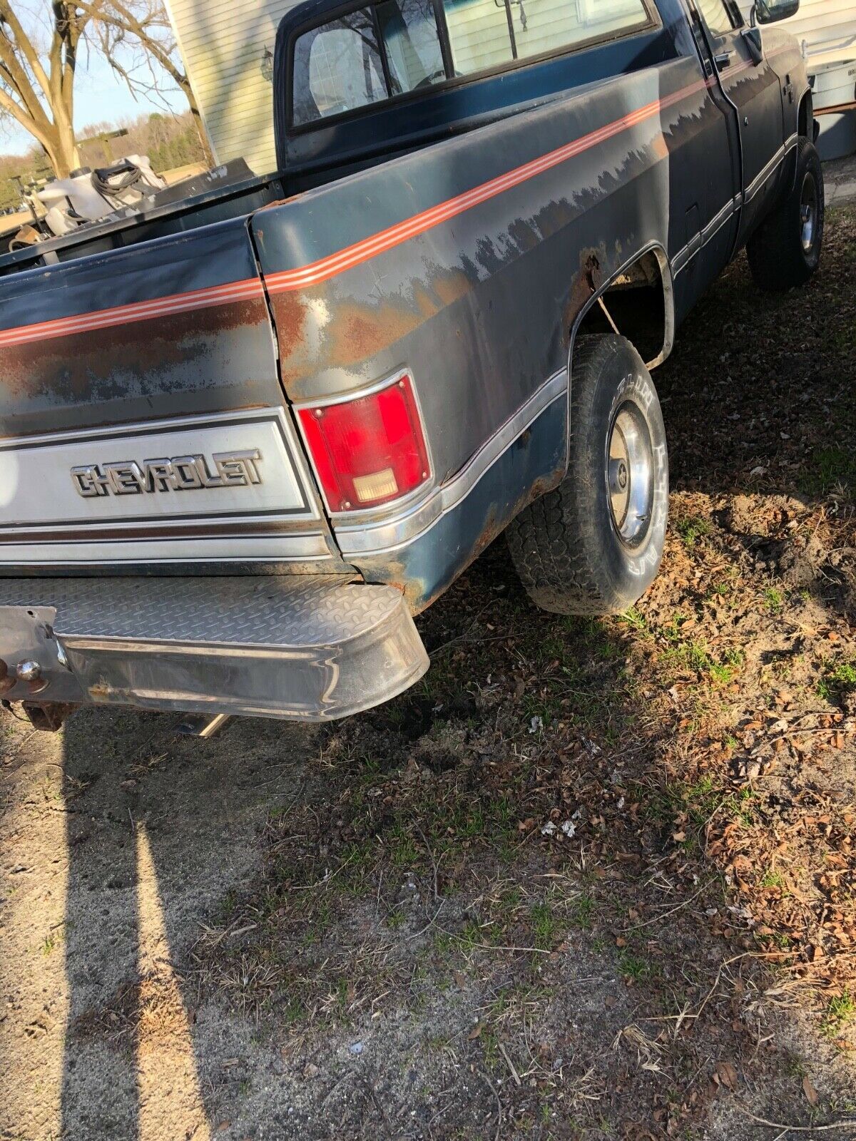 1987 Chevrolet Silverado 1500 Standard Cab Pickup