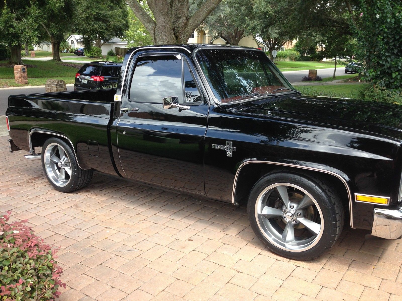 1987 Black Chevrolet C-10