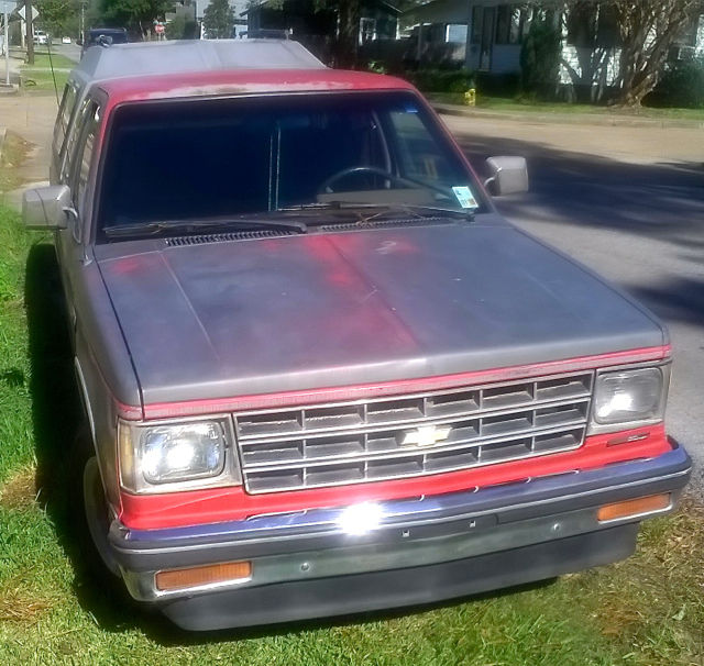 1987 Red and Gray Chevrolet S-10 Extended Cab Pickup