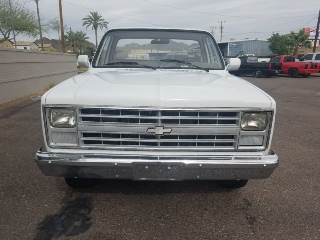 1987 White Chevrolet C-10 Short bed