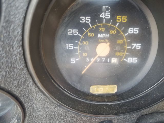 1987 White Chevrolet C-10 Short bed