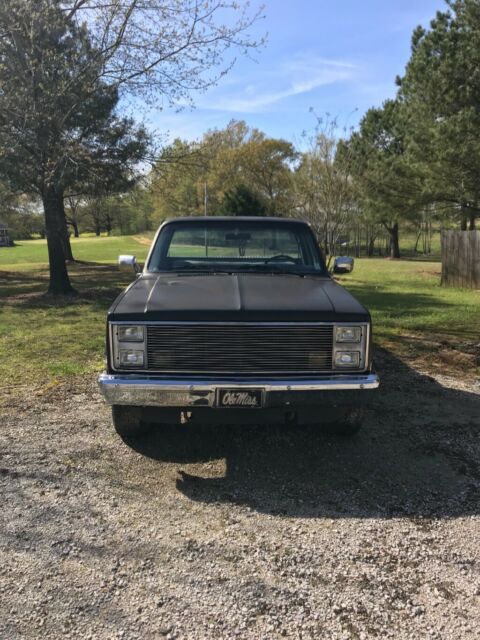 1987 Black Chevrolet C/K Pickup 1500 Regular cab